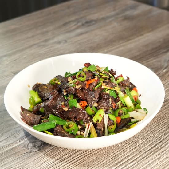 Stir-Fried Cured Beef 小炒腊牛肉